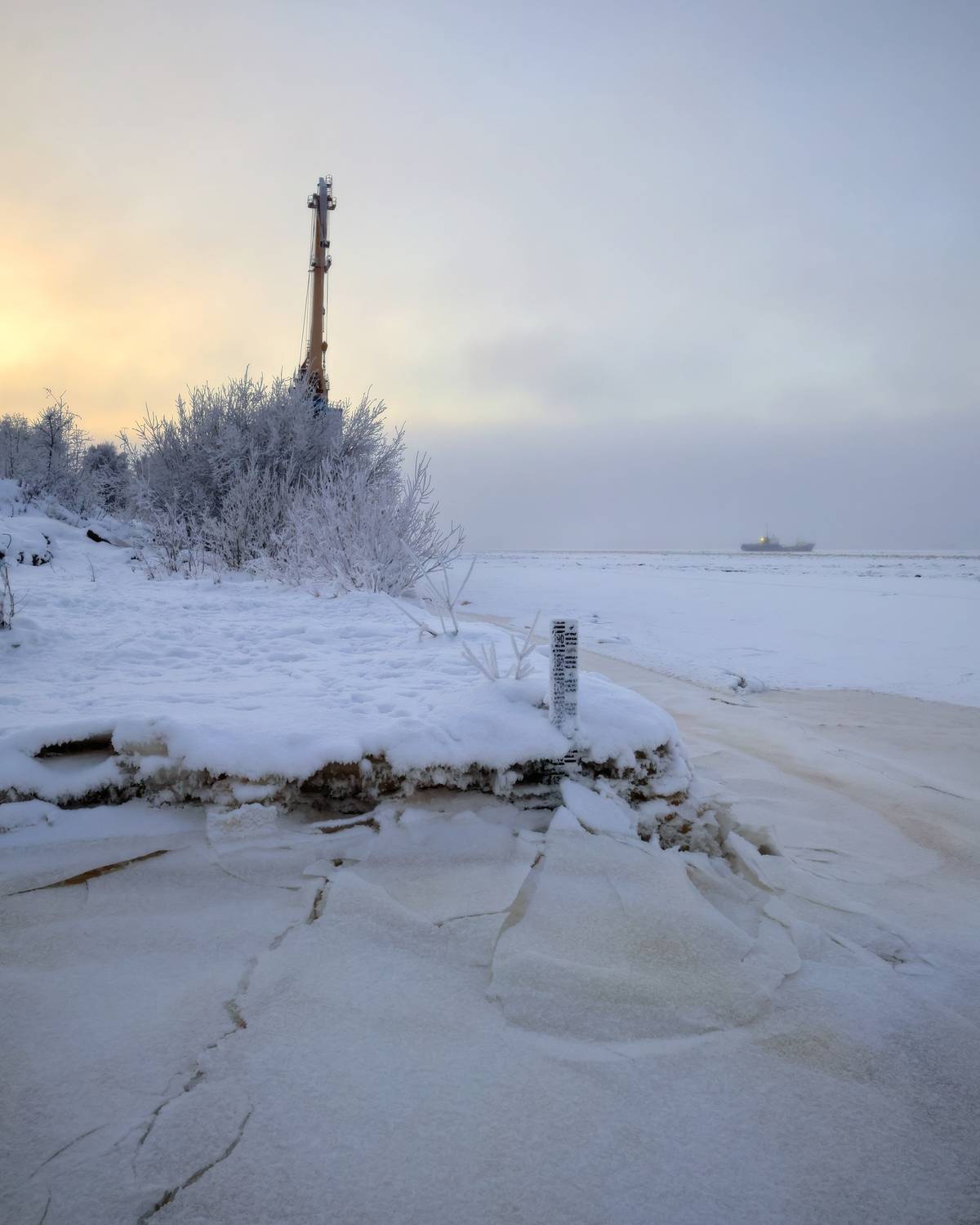 зима, пейзаж, река, навигация, Александр Титов
