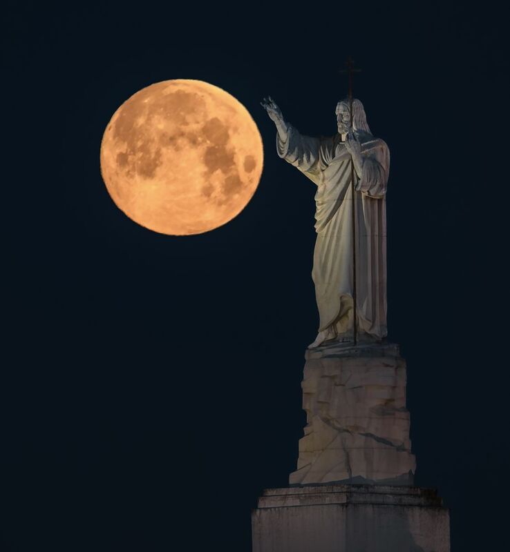 кавказ, кмв, кавказские минеральные воды, лунная ночь, полнолуние, луна, ессентуки, скульптура, статуя, 600 мм, ночной город, fullmoon, moon Creation of the Moon 2 фото превью