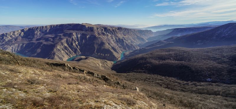 Россия, Дагестан, Казбековский район, Сулакский каньон, Чиркейское водохранилище, река Сулак Вид на Сулакский каньон фото превью