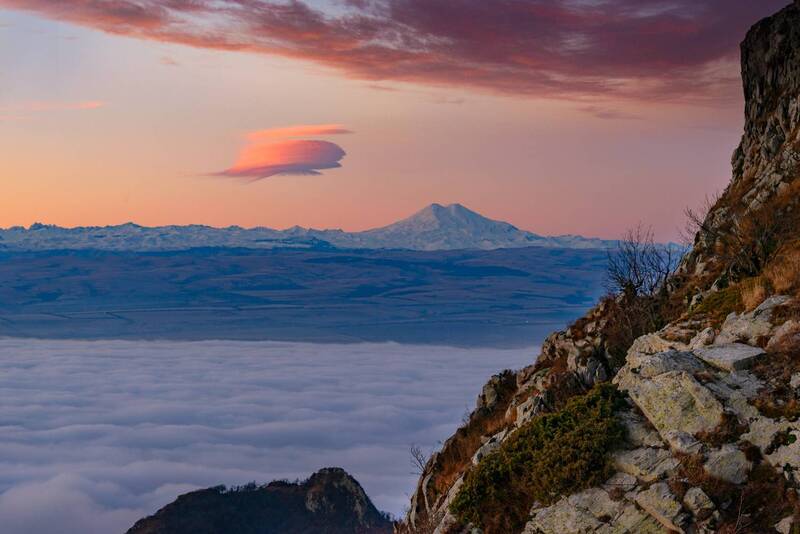 рассвет, эльбрус,облака,пейзаж,кмв Дотянуться до небес фото превью