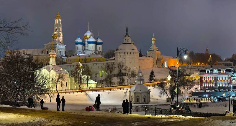 свято-троицкая сергиева лавра, сергиев посад, вознесенская улица, сергиевская улица, блинная гора, смотровая площадка, ночь, подсветка, сумерки Лавра фото превью
