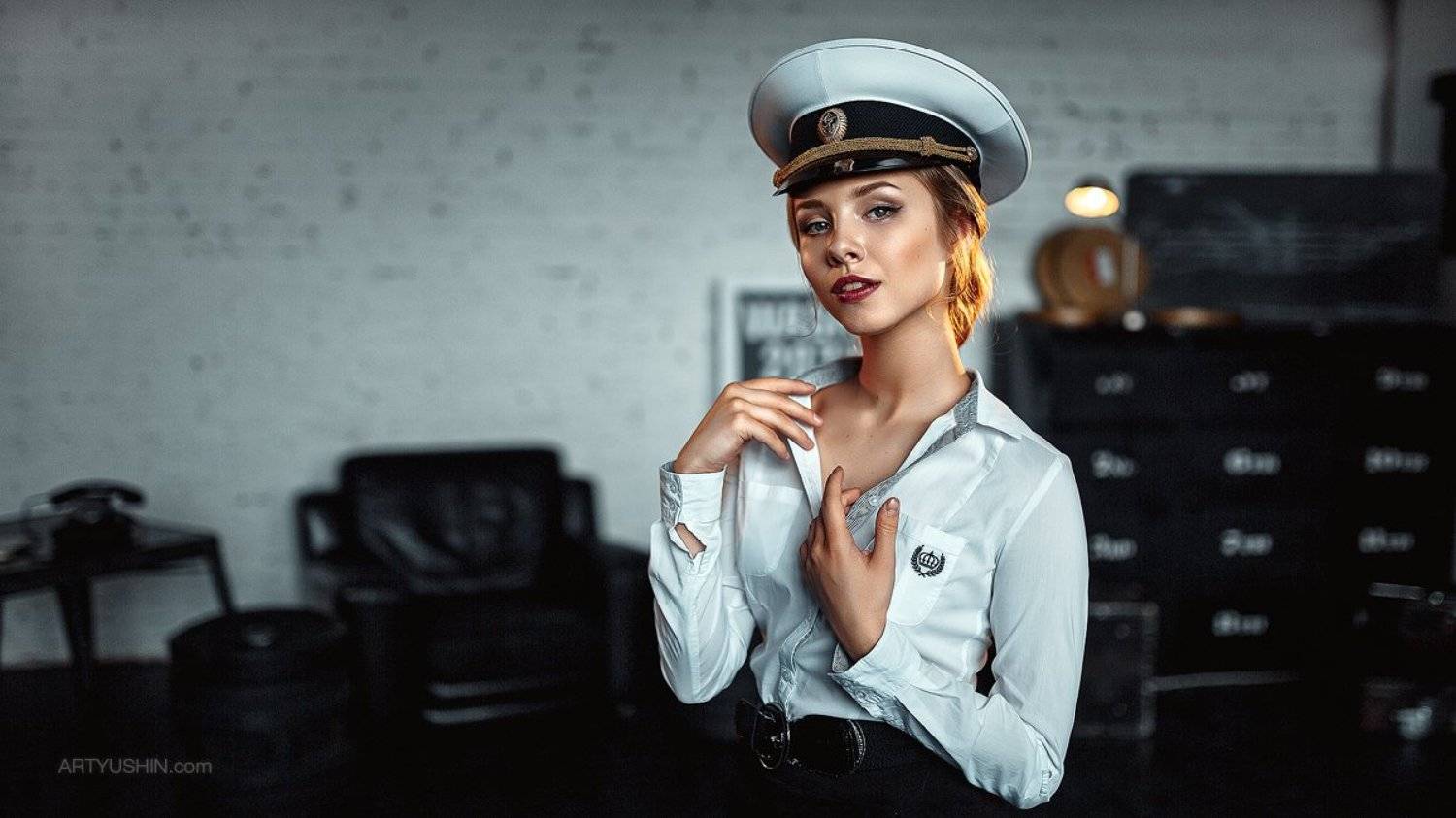 , Антон Артюшин