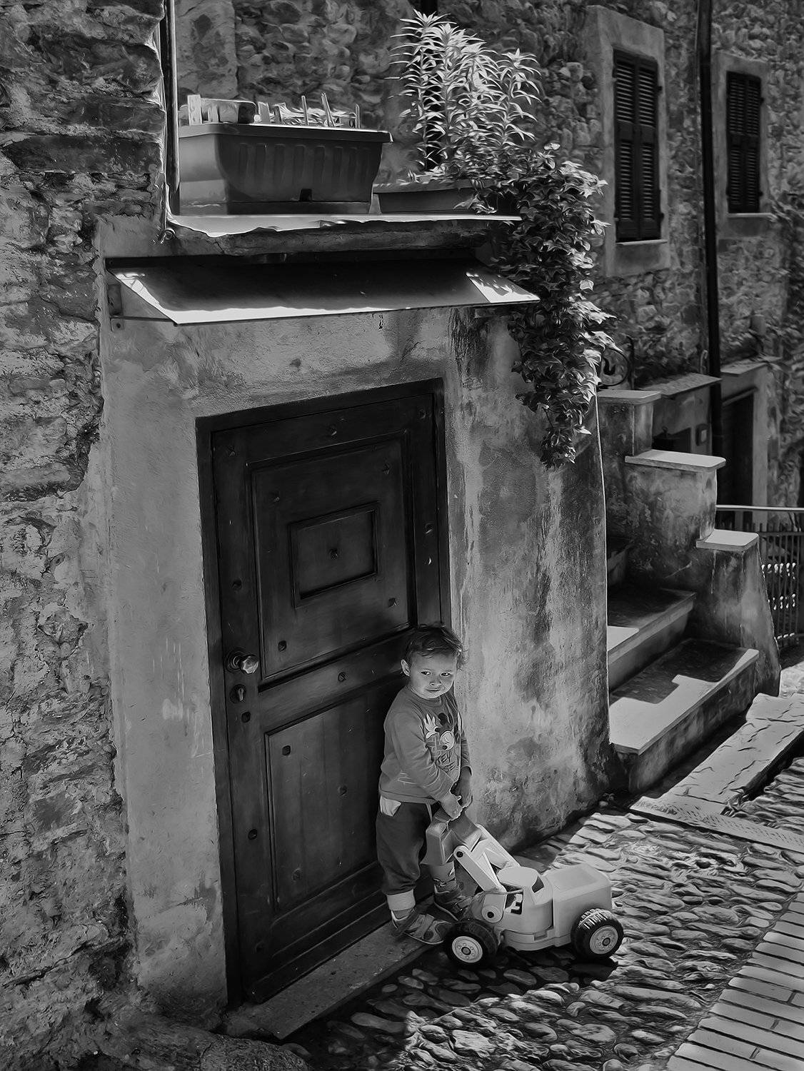 Вход, Дверь, Игрушка, Мальчик, Машинка, Растения, Ребёнок, ALLA SOKOLOVA