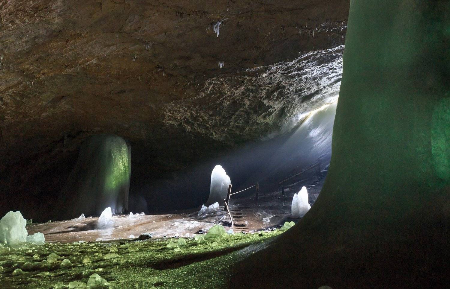 лёд, лед, пещера, свет, подземелье, пейзаж, Павел Меньшиков