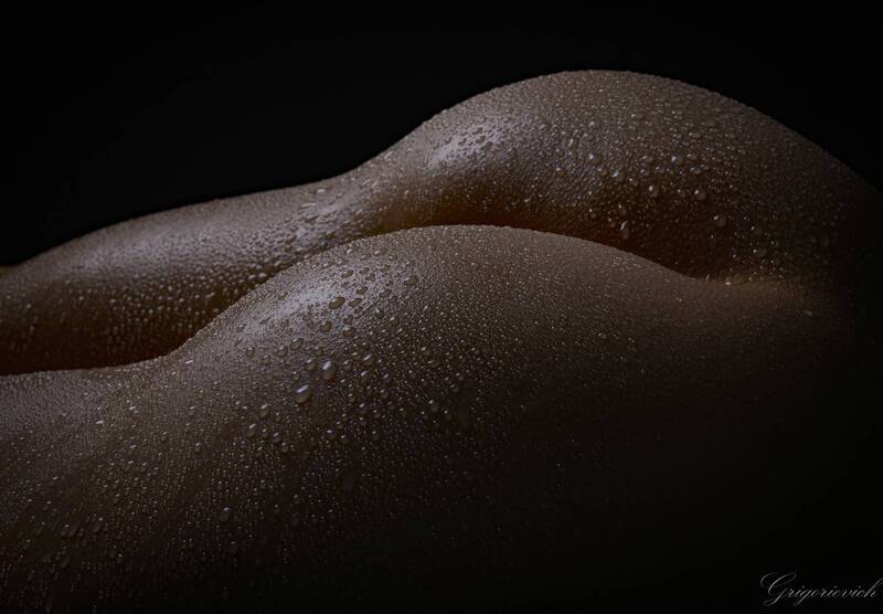 девушка. кожа, капли, красота. Банные виды фото превью