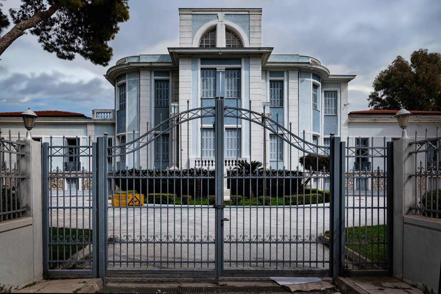 #Cloud #Plant #Property #Sky #Fence #Building #Tree #Window #Residential area #Facade #museum #histiry #classic #gate #symmetry, Shpek Andrey
