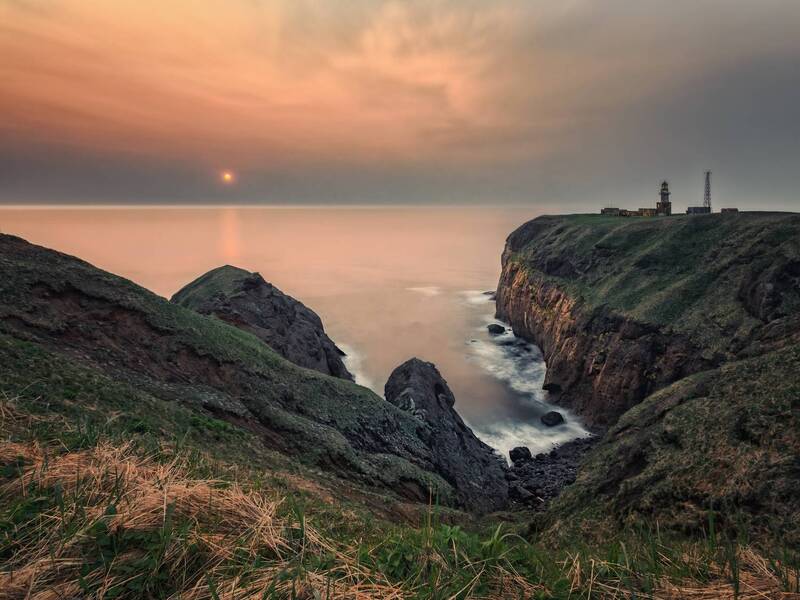 Рассвет на мысе Краб. Остров Шикотан фото превью