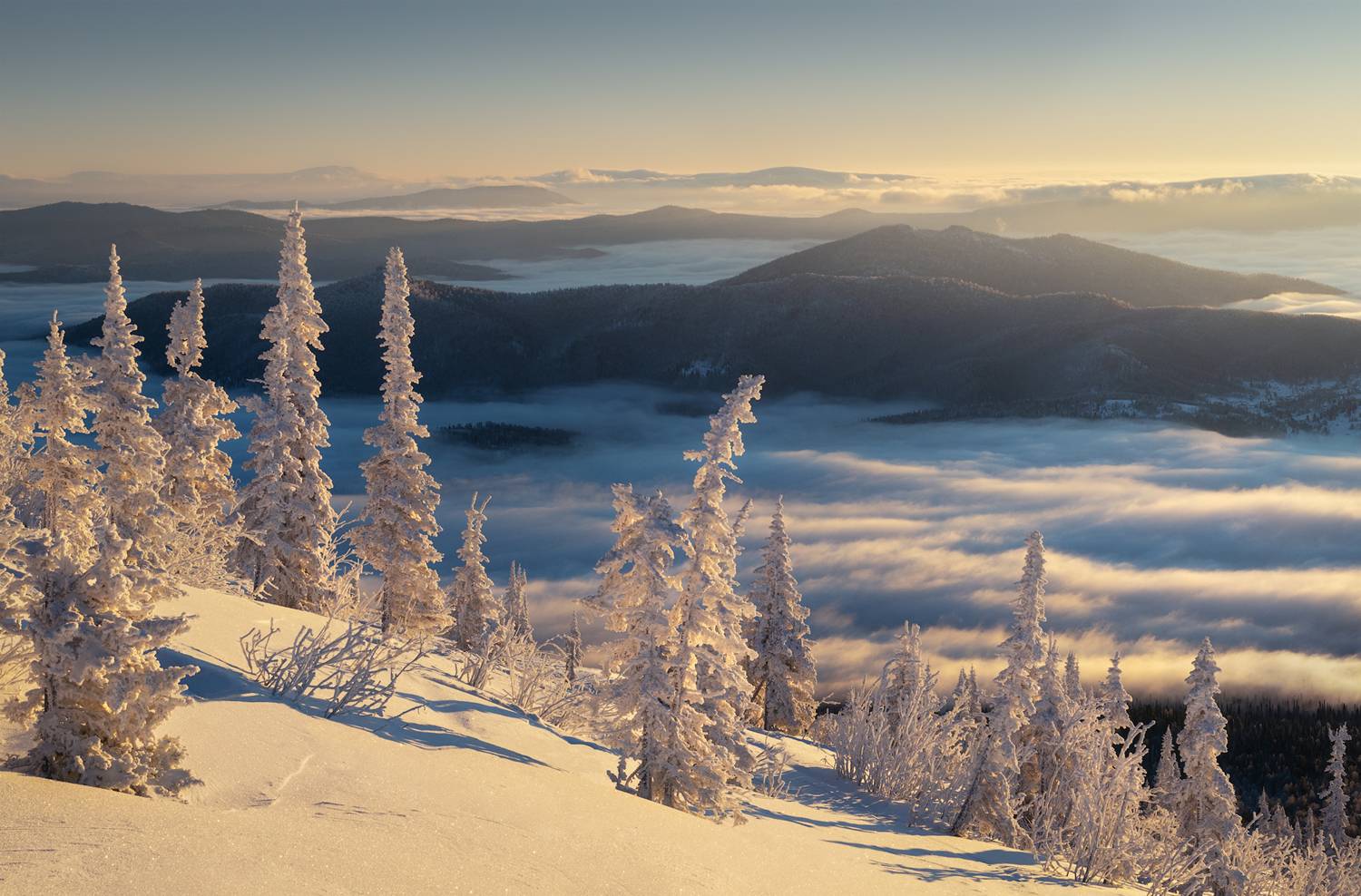 шерегеш, горная шория, кемеровская область, куржак, рассвет в горах, зимний рассвет, краски зимы, зимний пейзаж, зима, туман, Рубан Алёна