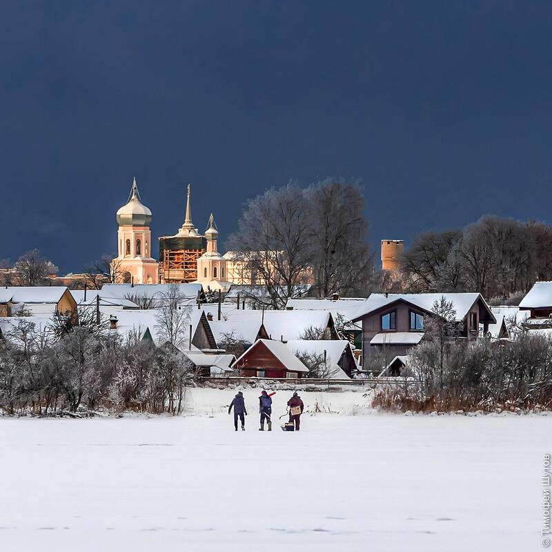валдай Валдай. Мужики идут с рыбалки. фото превью
