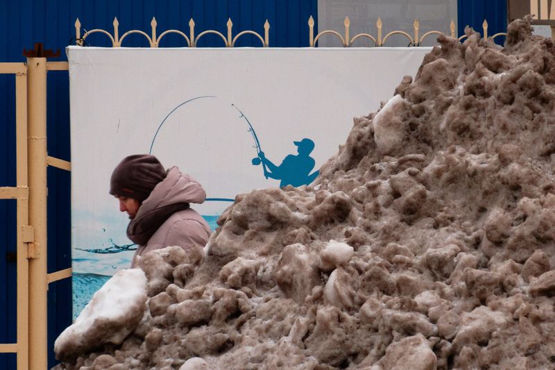 Выудил занятный кадр  фото превью