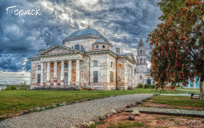 борисоглебский монастырь торжок собор свечная башня введенская церковь Борисоглебский монастырь. фото превью