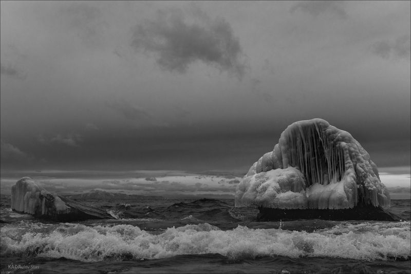 Байкал Колыхаясь ледяным склепом величия фото превью