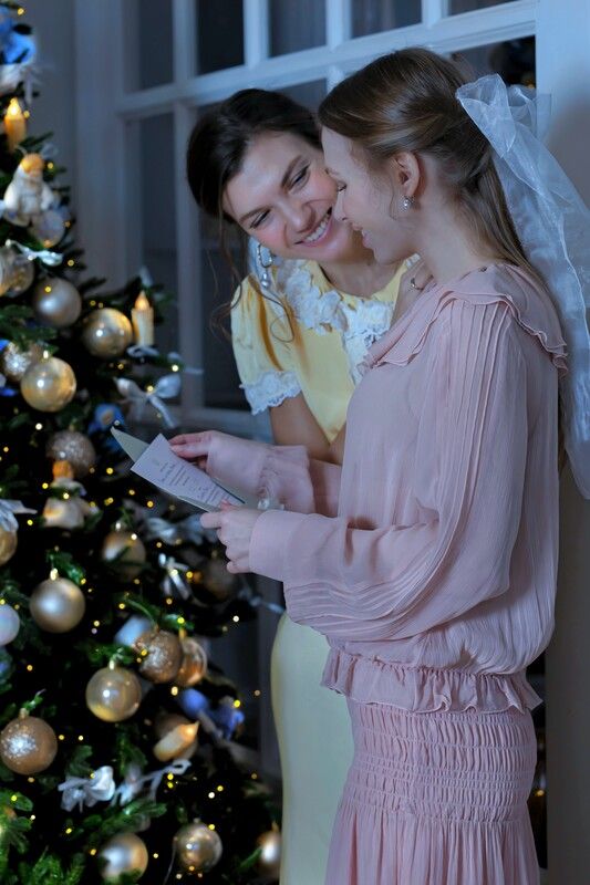 Сёстры, красивые девушки, ретро, винтаж, новогодние праздники, Новый год, студия Радость фото превью