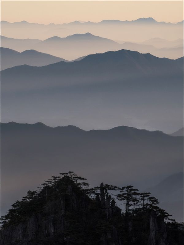 китай, хуаншань, фототур в китай, фототуры 2026 Цветные горы Хуаншаня фото превью