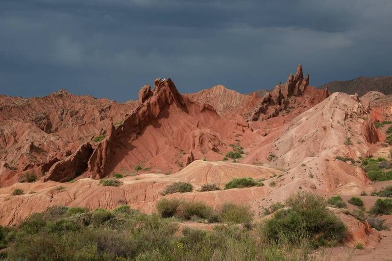 кыргызстан, горы тянь-шань, останцы, порода, природа, пейзаж Каньон Сказка фото превью