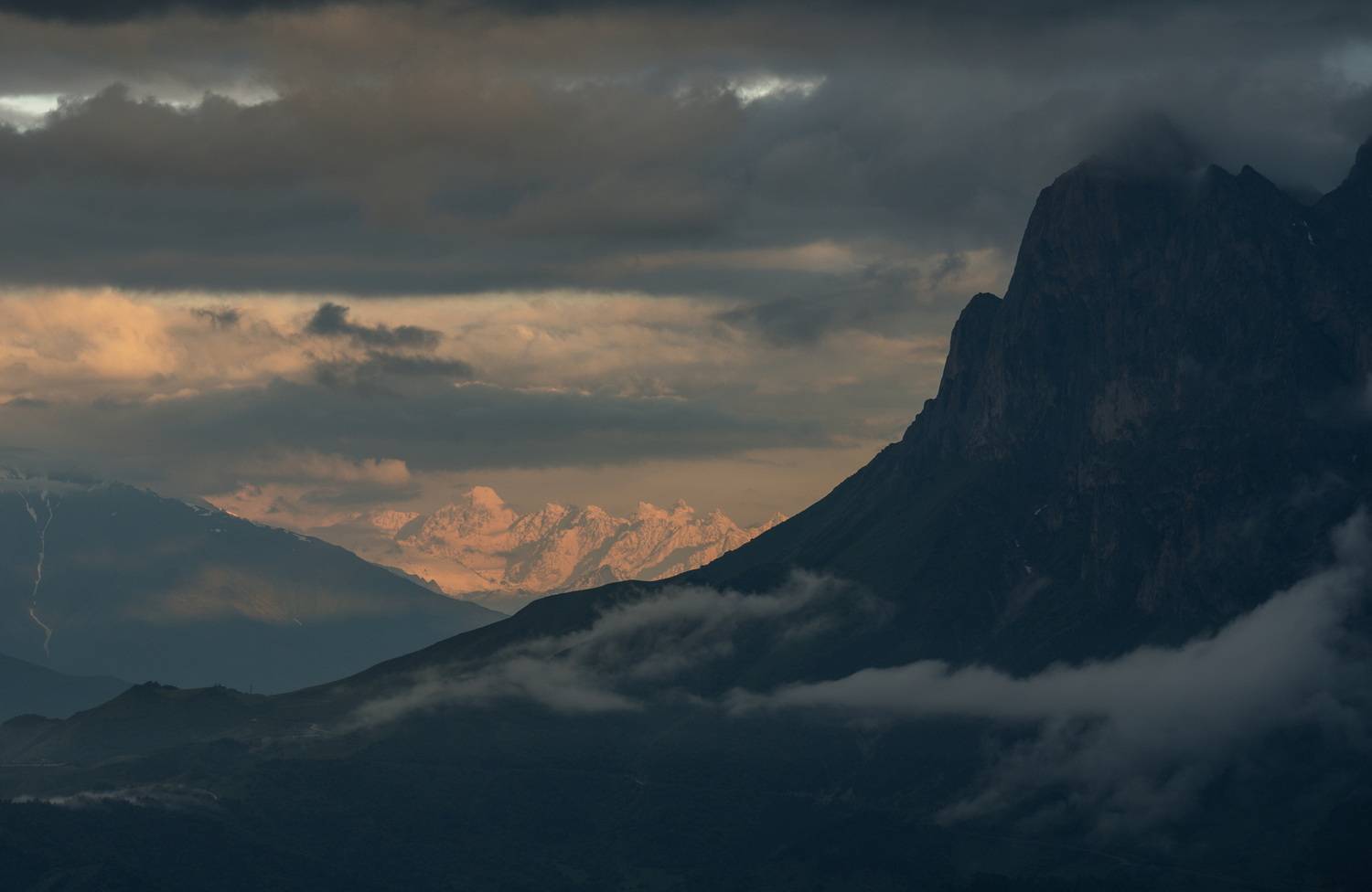 , Дем Константин