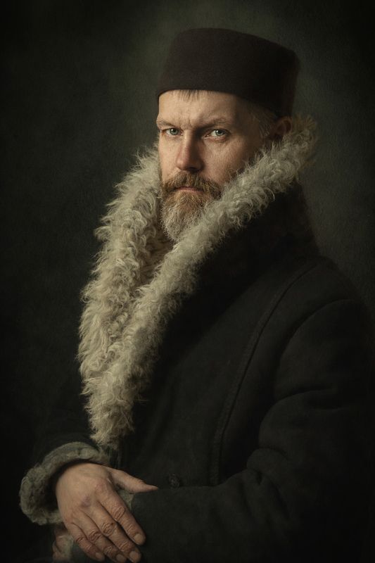 Портрет, мужской портрет, мужчина, мужчина в тулупе, мужчина с бородой, классический портрет, студийный портрет Барин фото превью