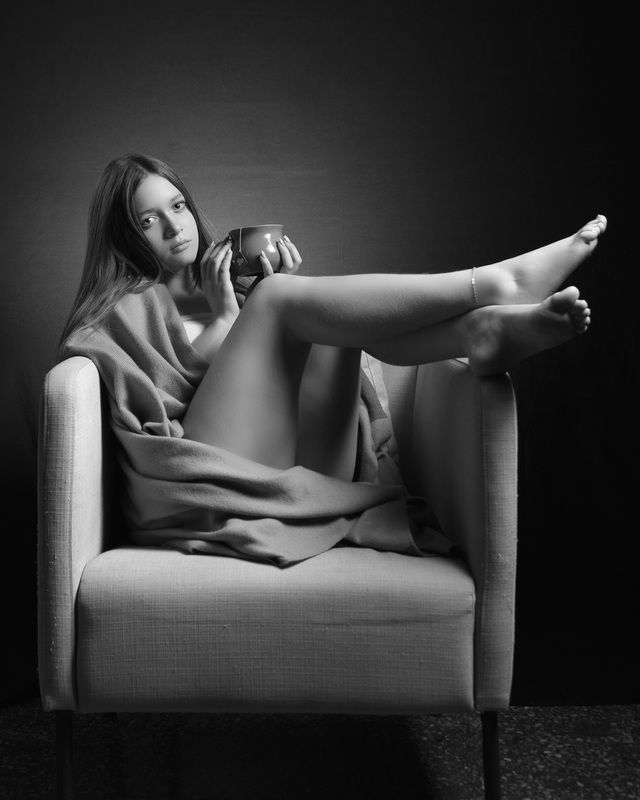 F VI фото превью