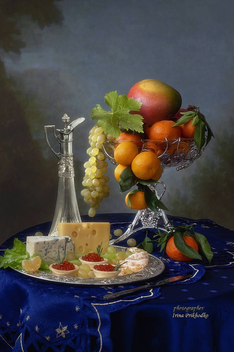 натюрморт, фрукты, икра, сыр, Приходько Ирина