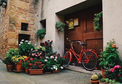 On the streets of Montepulciano