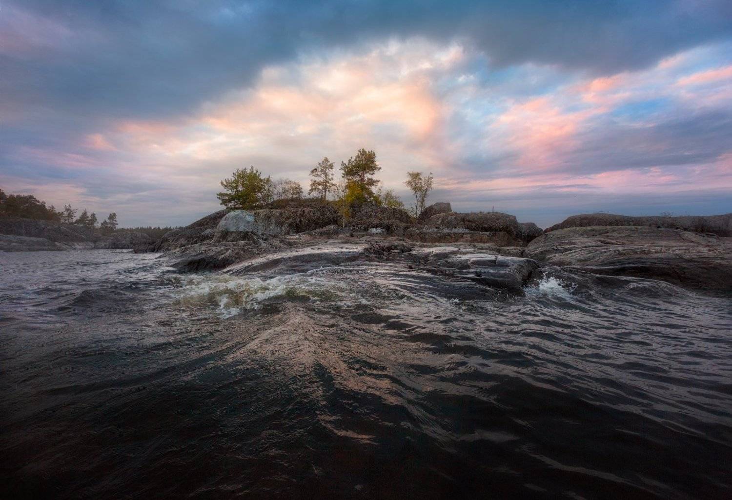 шхеры, остров, скалы, вода, волна, озеро, Ладожское озеро, вечер, закат, Cтанислав Малых