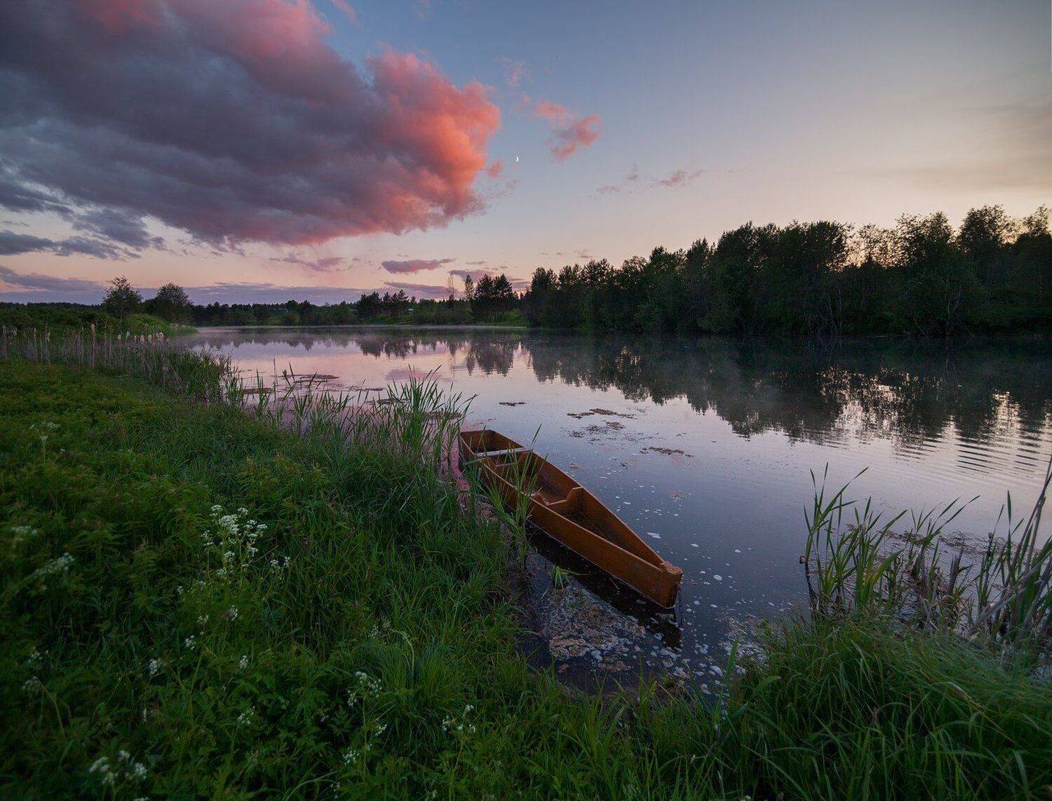 пейзаж,лодка,закат,перспектива,отражение,берег,лето,красиво,контраст,безмятежность,озеро, Виталий Истомин