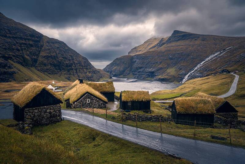 landscape, nature, scenery, sunrise, sea, rocks, island, houses, village, пейзаж, faroe In Saksun, Faroe island фото превью