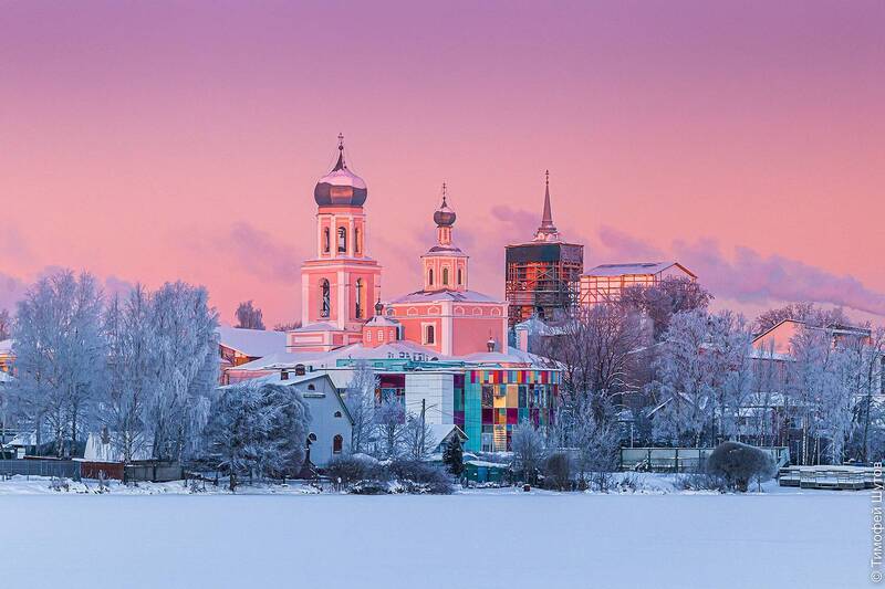 валдай Розовое полусладкое с первыми лучами солнца над Валдаем фото превью