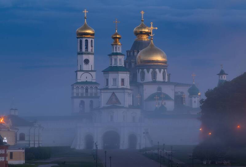 В туманных объятиях утра. фото превью