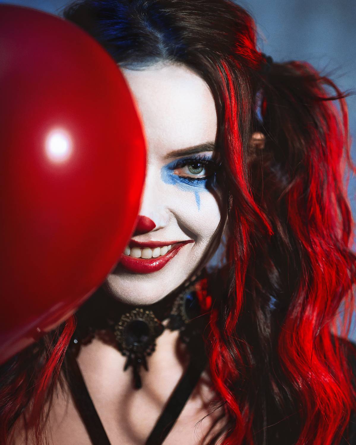 женский портрет, девушка, жанр, жанровый  портрет, ночь, цвет, клоун, грим, Наталья Прядко