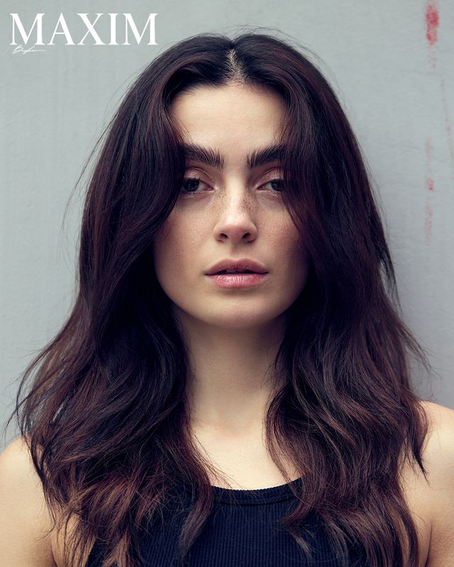 portre Doğa Çalısır фото превью