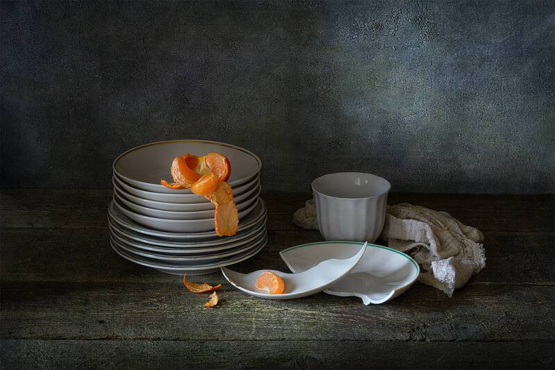 чайное блюдце, чашка, мандарин, тряпка Про блюдце фото превью