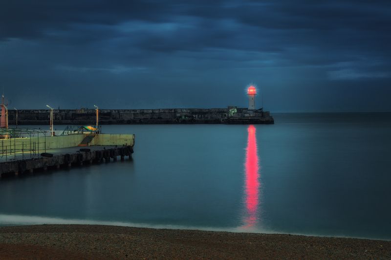маяк чёрное_море ялта крым республика_крым Из тени в свет... фото превью