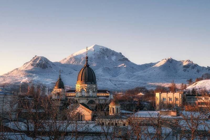 кавказ, кмв, кавказские минеральные воды, гора, зима, бештау, пятигорск, зимний город, храм, architecture, архитектура Храм и гора фото превью