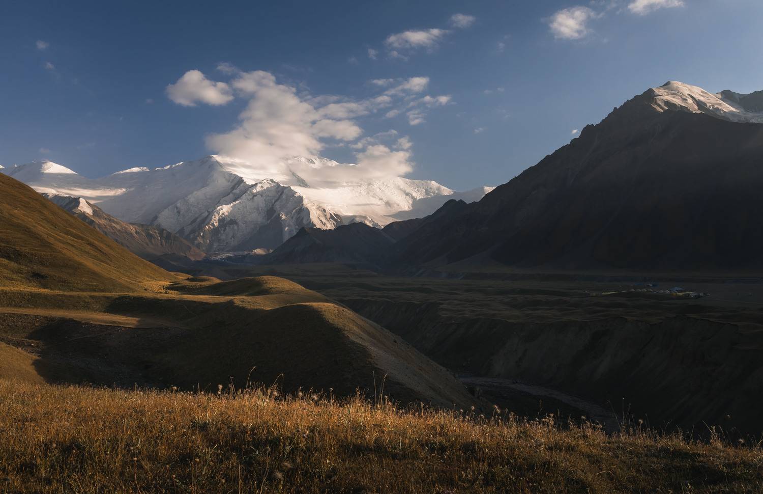 , Грамаков Юрий