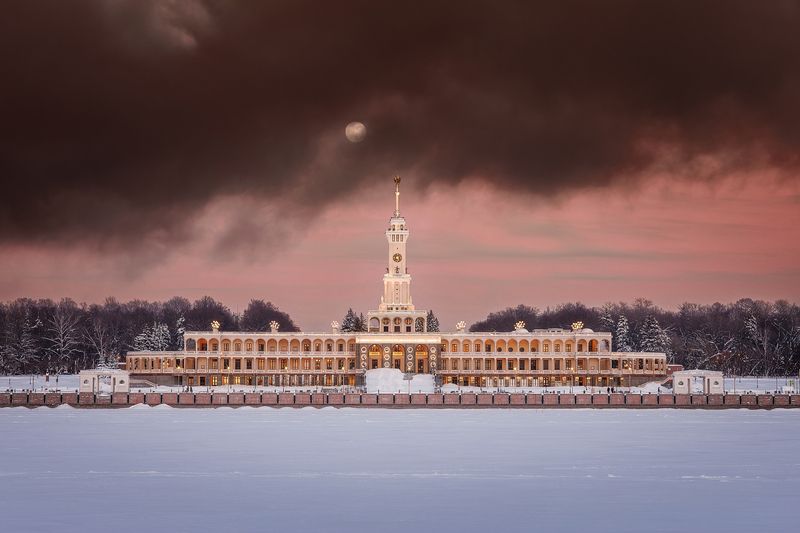 северныйречнойвокзал, вокзал, архитектура, город, луна Северный речной вокзал фото превью