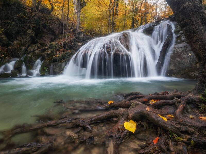 крым, джур-джур, водопад, хапхальское ущелье, хапхал, осень, река, пейзаж Ванна любви фото превью