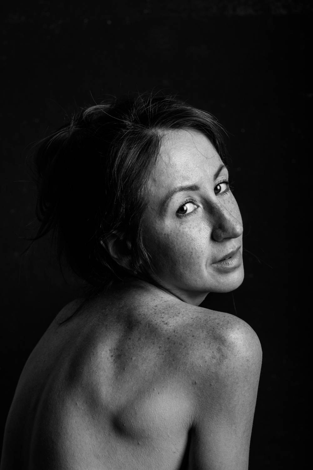 жзлвчбтонах, Nikita Romanov