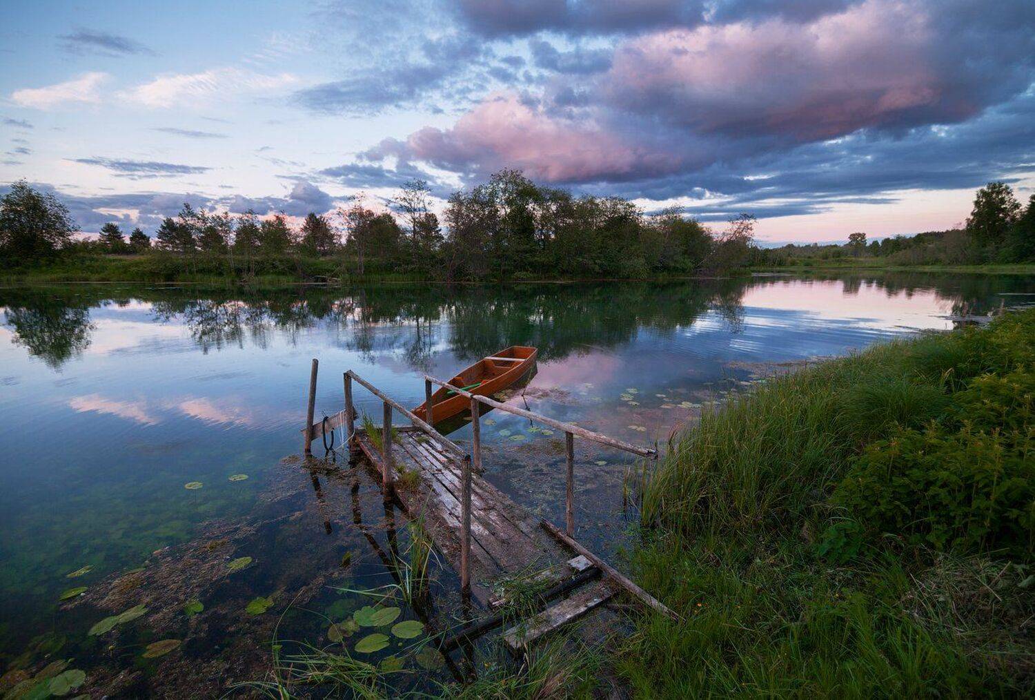 пейзаж,отражение,лодка,небо,мост,перспектива,закат,красиво,вода,лес,тайга, Виталий Истомин