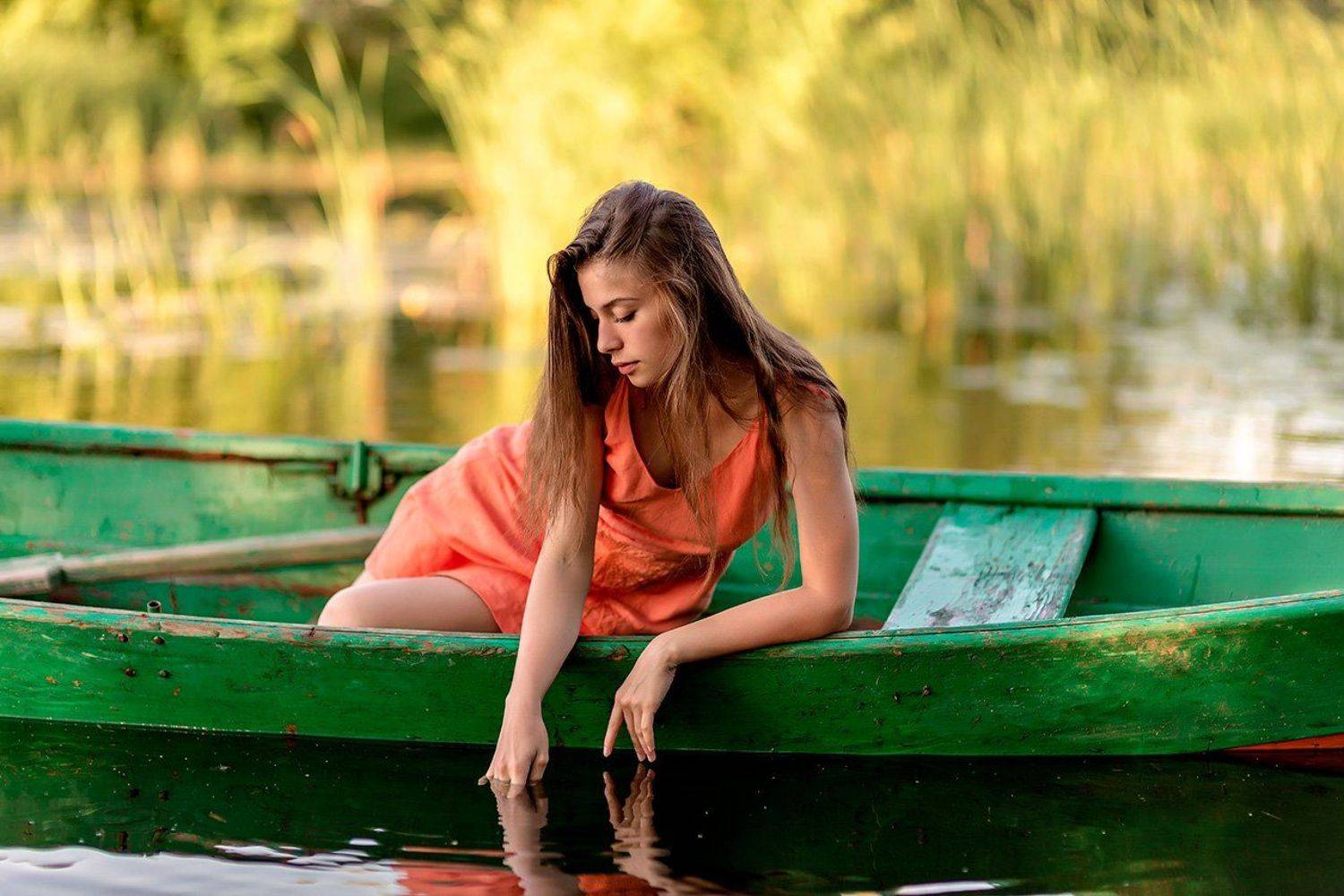 Вода, Девушка, Девушка в лодке, Лодка, Рассвет, Река, AlexeyAsoskov