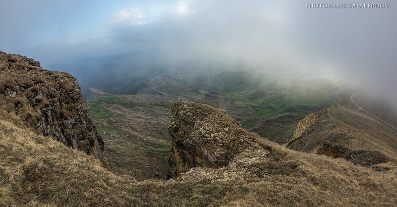 НАД ДОЛИНОЙ фото превью
