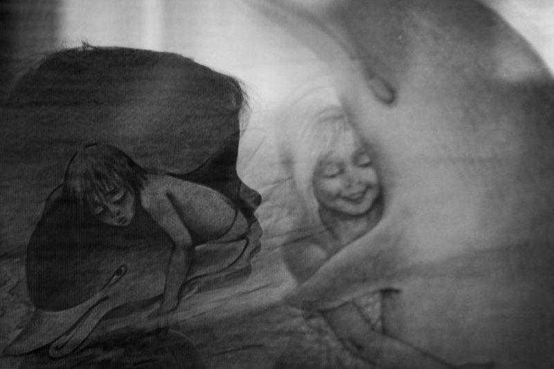 Девочка и дельфин фото превью