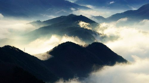 Clouds in the mountain