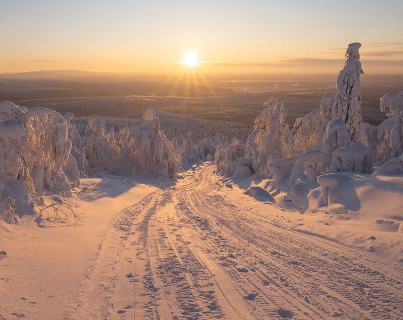 Яркое Уральское солнце  фото превью