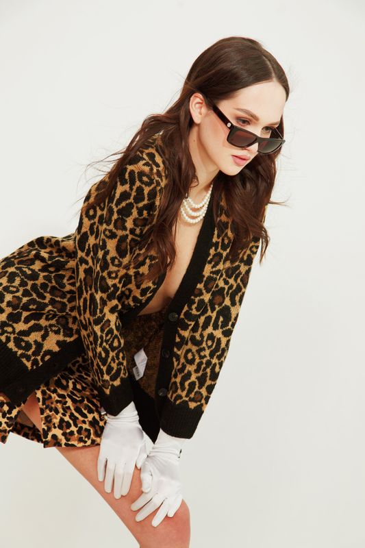 Claire фото превью