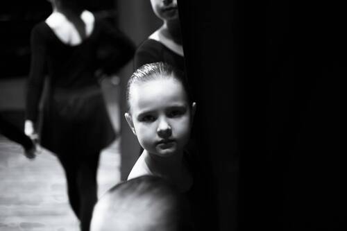 Чёрно белое закулисье