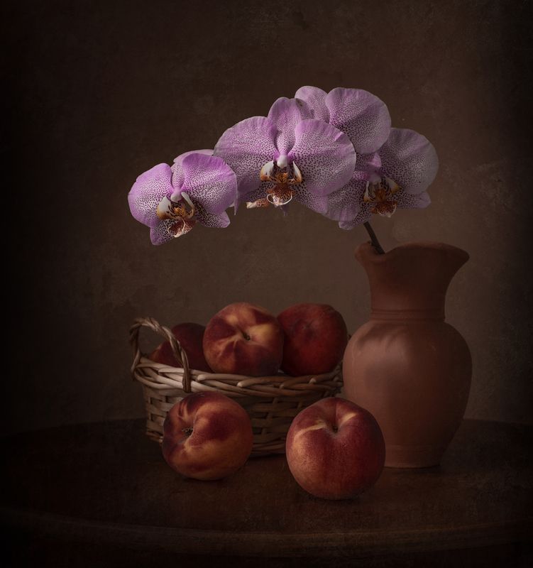 Still life, flowers, peaches, colors, textures Fresh peaches фото превью