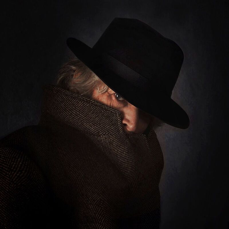 Мне хотелось бы иметь раковину,  где я мог бы укрыться от мира... ((Сьюзан Кёлер) фото превью