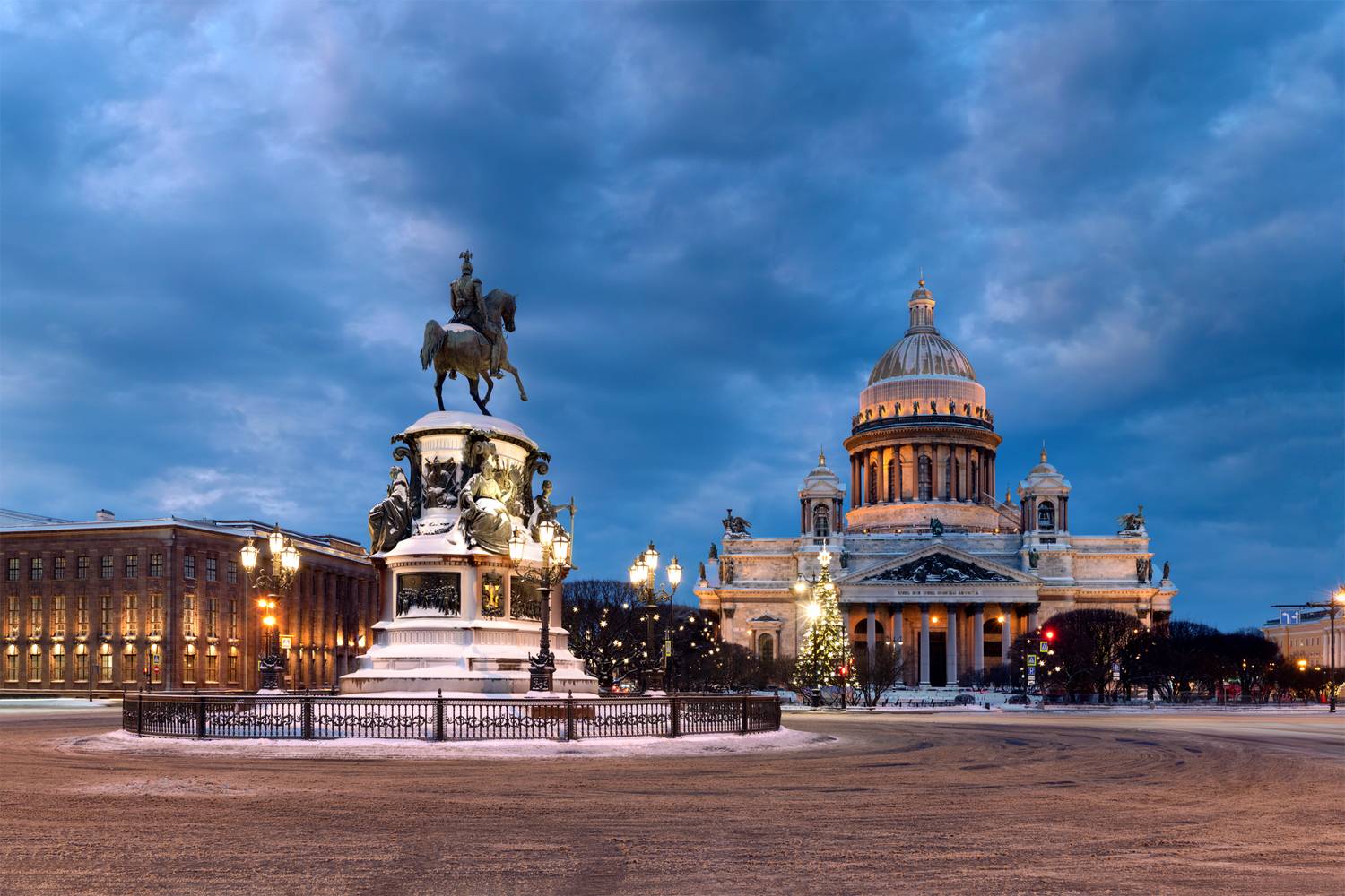 Исаакиевский собор, Исаакиевская площадь, Сергей Газизов