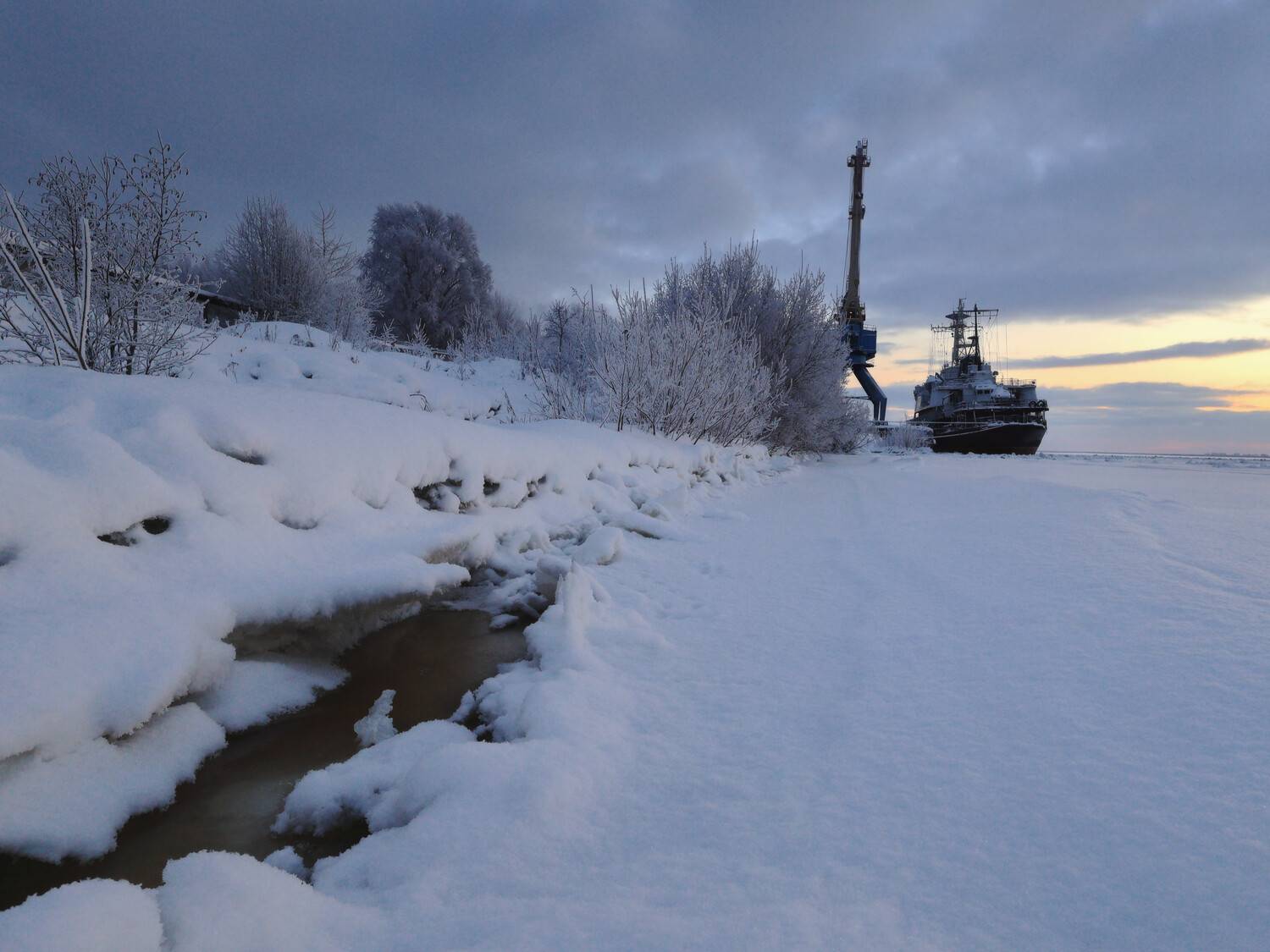 , Александр Титов